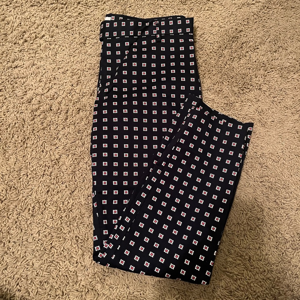Gap cropped pattern pants